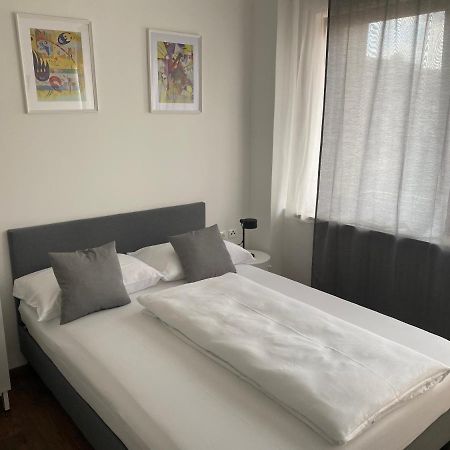 Zentral Gelegene Schoene Wohnung In Bremen Mitte, Direkte Naehe Zum Klinikum, Balkon Luaran gambar